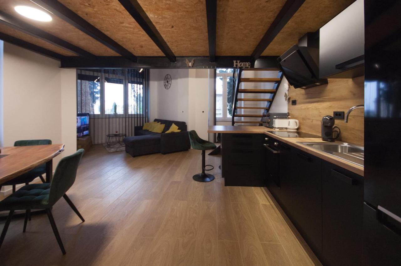 Apartment Josip พูลา ภายนอก รูปภาพ